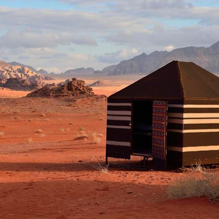 Wadi Rum Backpacker Camp Extérieur photo
